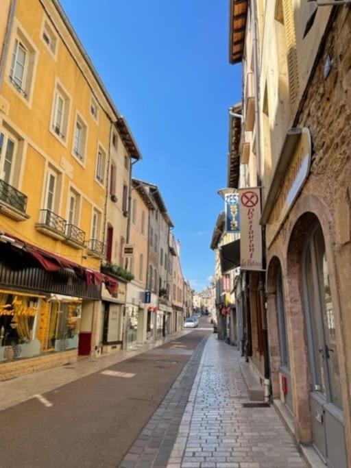 La Maison De Lea, Chambres D'Hotes De 14 Couchages Tournus Exteriér fotografie